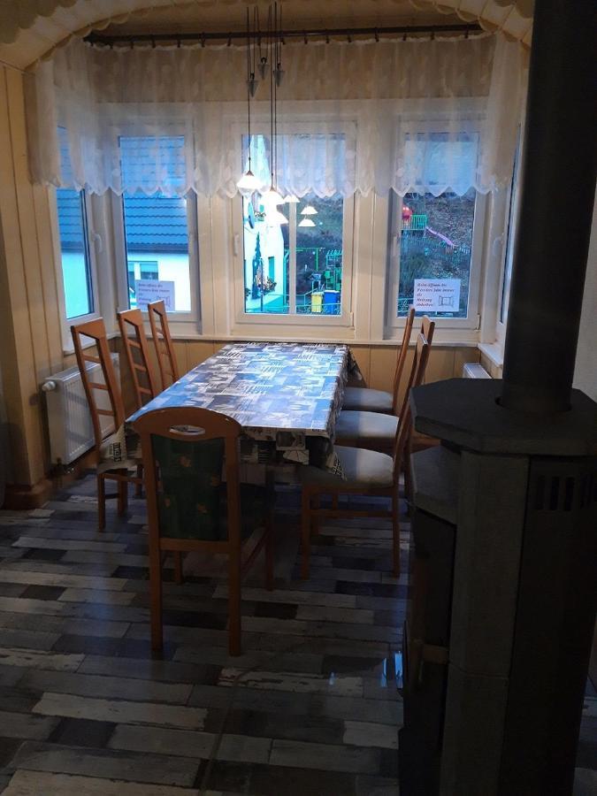 Ferienwohnung Erz-Hostel Thermalbad Wiesenbad Ngoại thất bức ảnh