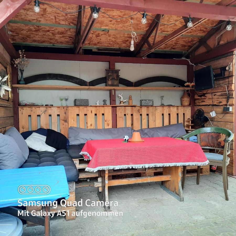 Ferienwohnung Erz-Hostel Thermalbad Wiesenbad Ngoại thất bức ảnh